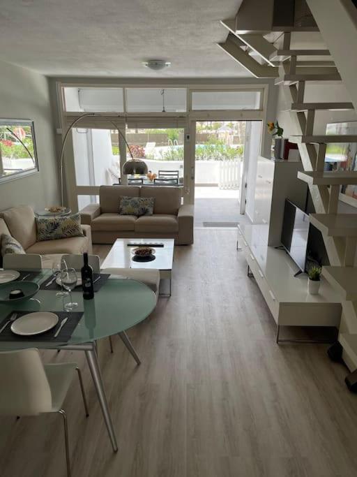 Apartamento Puerto Rico - Primera Linea De Playa Mogán Kültér fotó